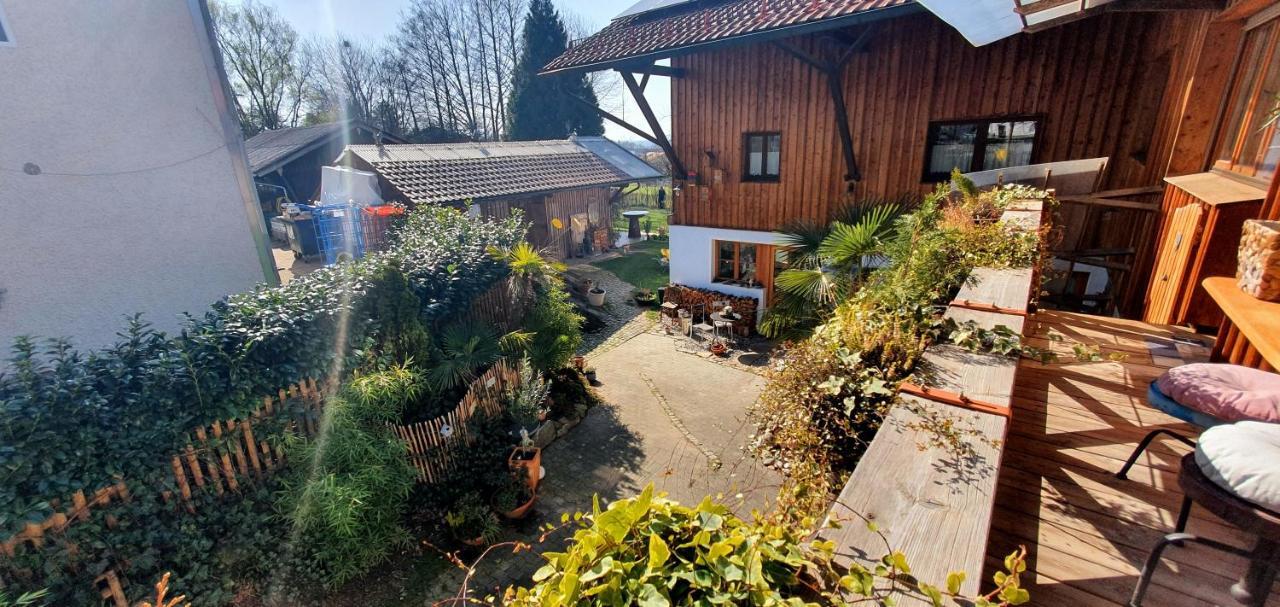 Ferienwohnung 1 Rinser Mittig In Vogtareuth Bagian luar foto